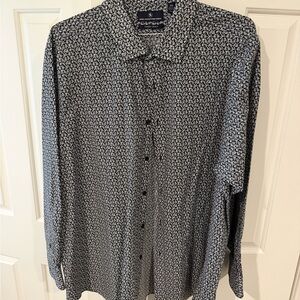 Hart Schaffner Marx Black and White Button Down Shirt